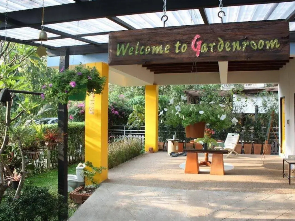 Garden Room Hostel