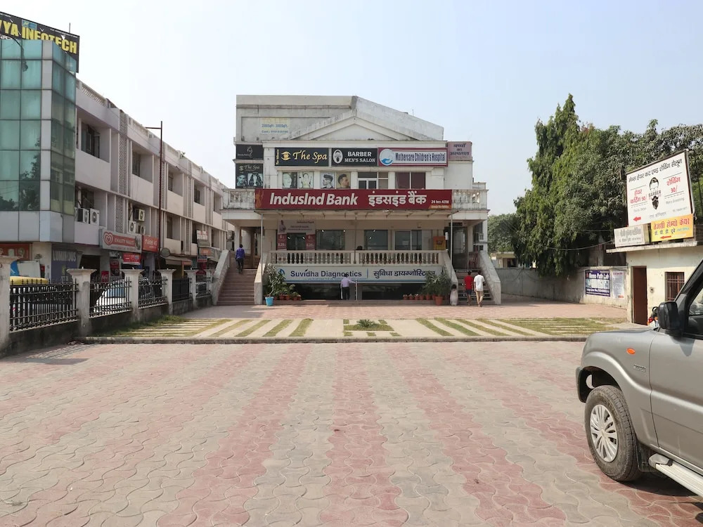 OYO Flagship 22749 Hotel Mda