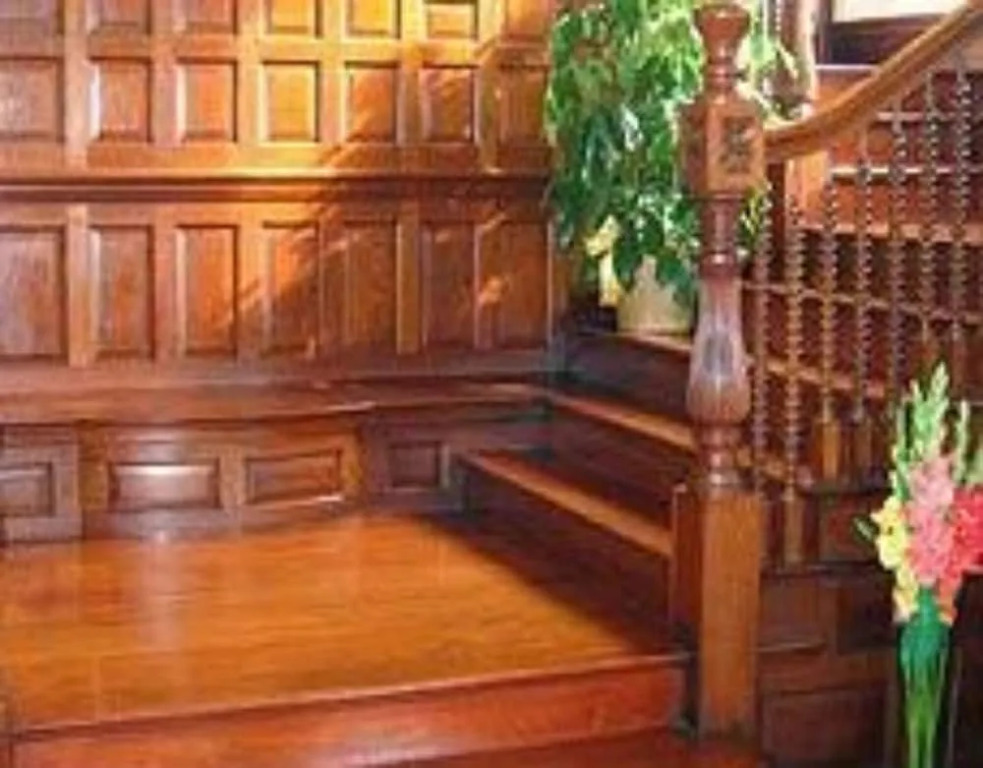 Bennett House Bed & Breakfast