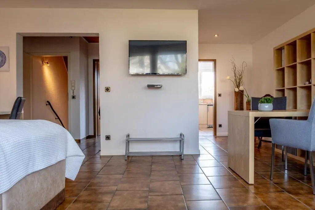 Helles Apartment mit eigenem Stellplatz