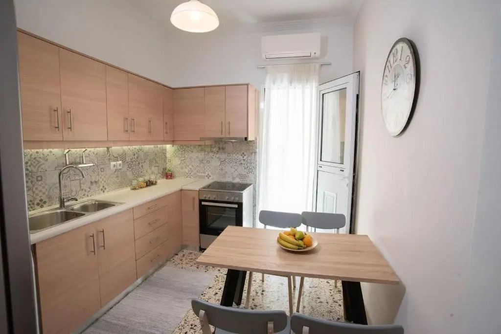 Hellona house ,sunny and cozy apartment's