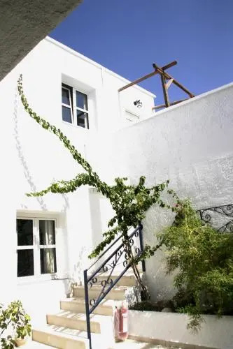 Giannoulis Hotel