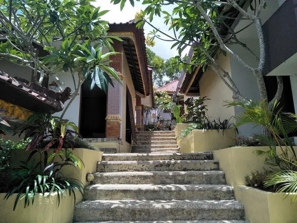 Tombong Limo Home Stay