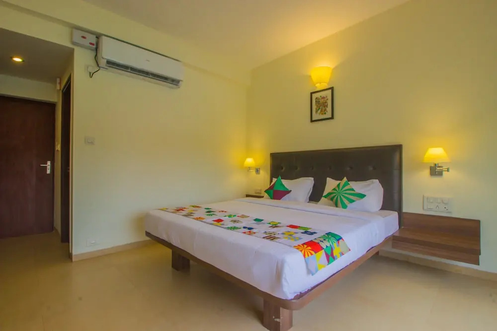 OYO 16157 Home Casa Laguna Lake View Studio