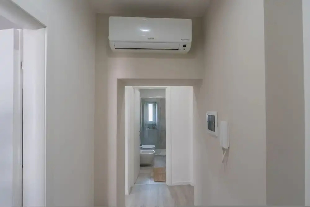 Zezio 44 in Como With 2 Bedrooms and 1 Bathrooms
