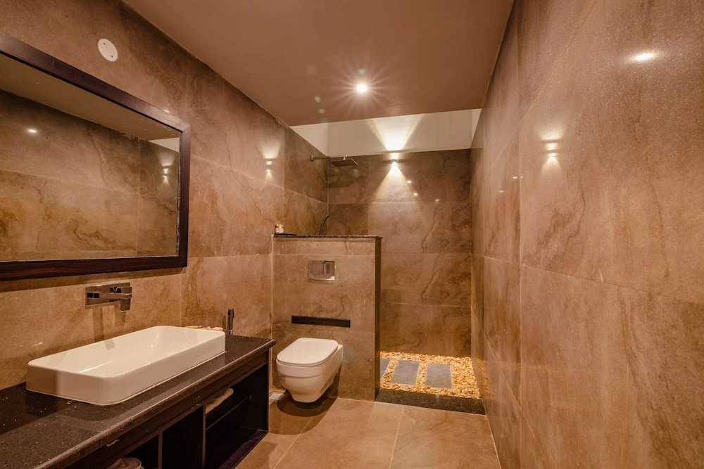 The Saravi Resort