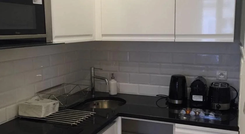 Bellechasse Suite Apartment