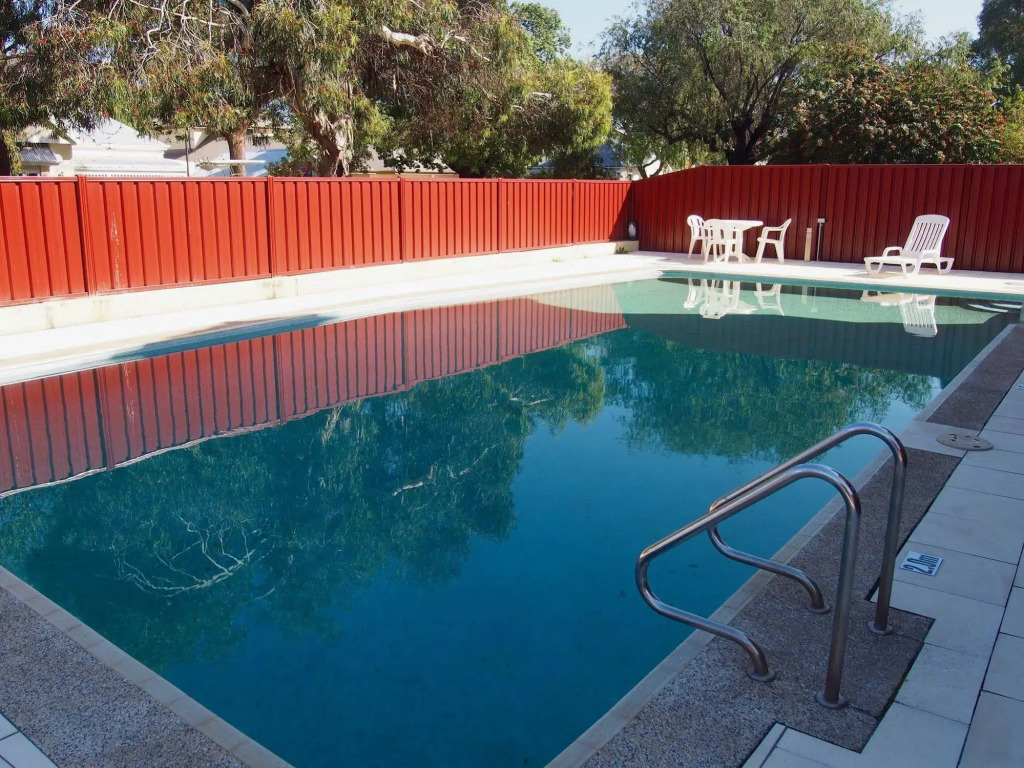 Kings Park Motel