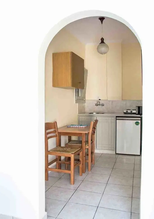 Sail Inn Studios & Apartments