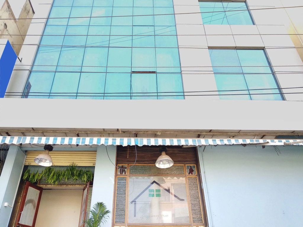 Hotel Champion Inn near Yeswantpur Junction Railway Station