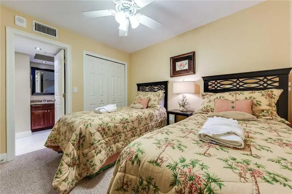 Carlos Pointe 611 - Two Bedroom Condo