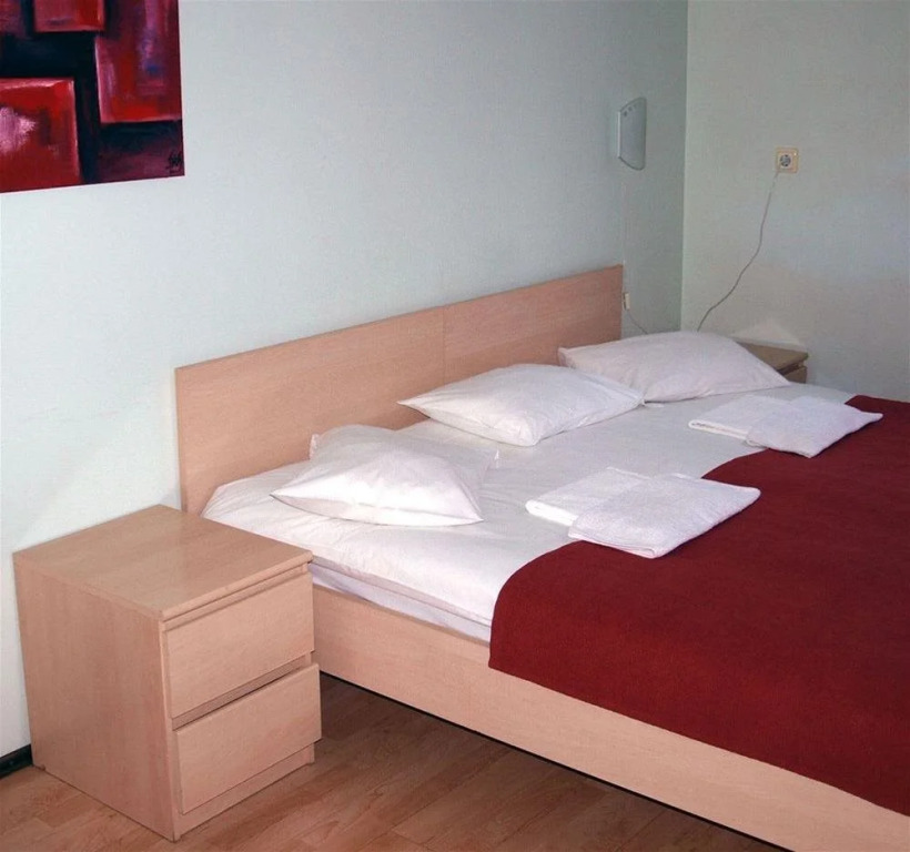 Hotel G9