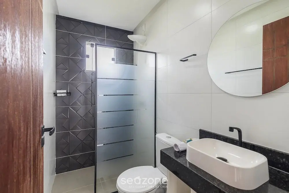 House 2 Bedrooms in Porto-ba Rlr0008