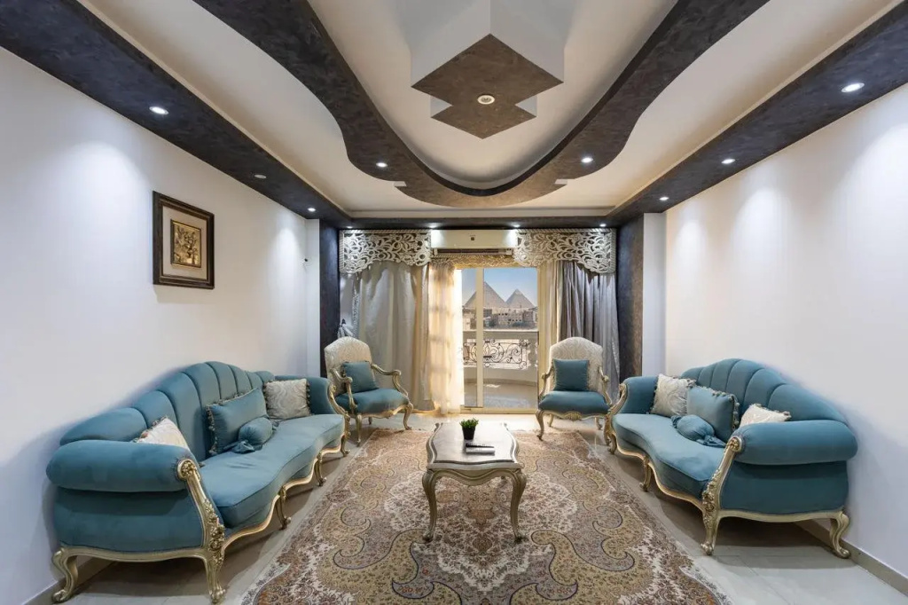 Pyramids Yard Hotel