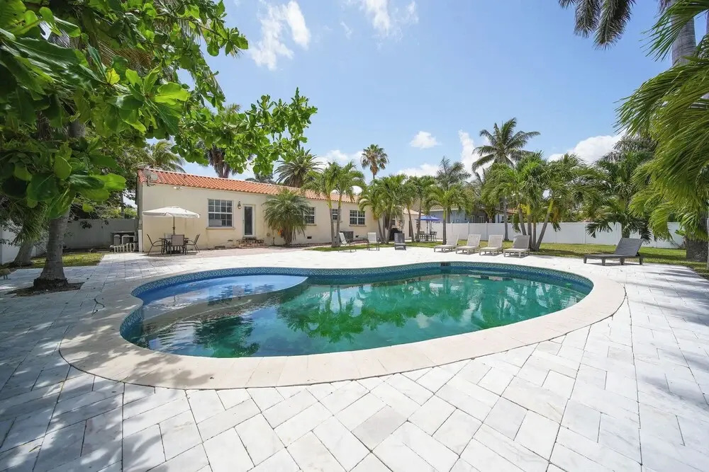 Hollywood Beach Bliss Villa Sleeps 10