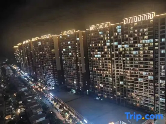 Wuchuan Sea View Apartment