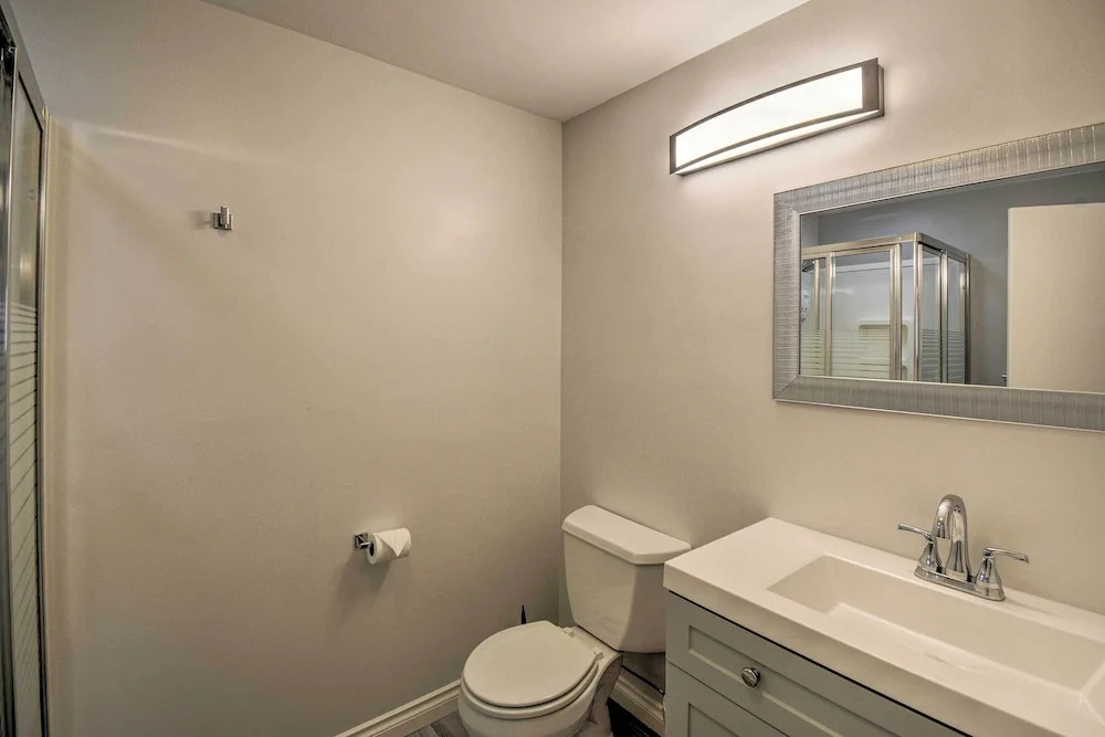 Spacious Home w/ Yard, 20 Miles to Olympic NP