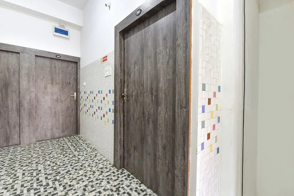 FabHotel Soni Palace - Ujjain Railway Station