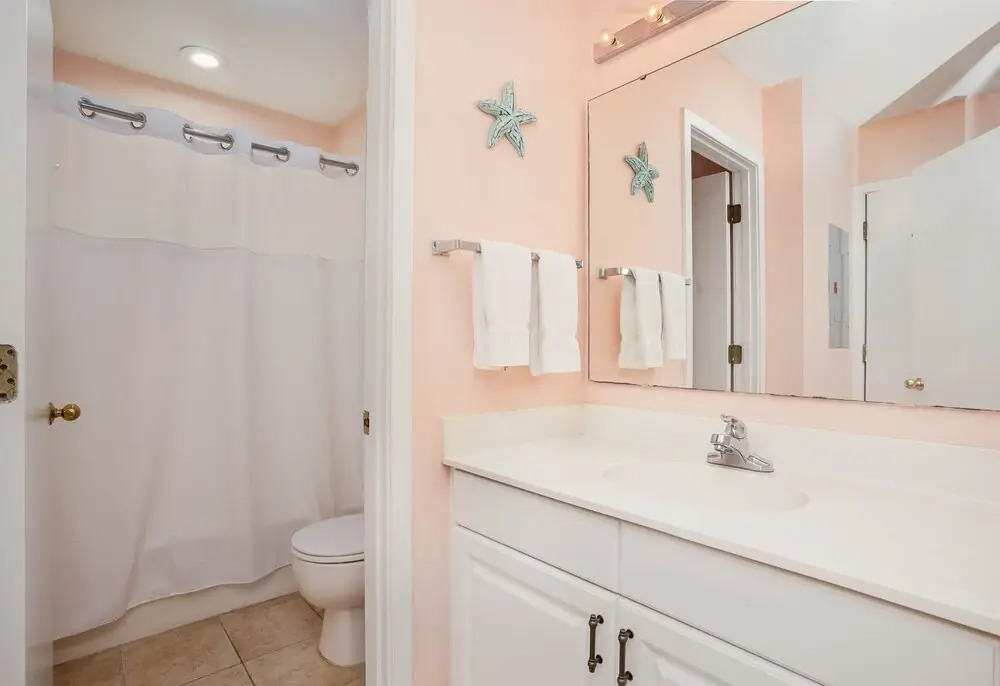 14d Richmond Park - Gorgeously Remodeled 3 Bed, 3 Bath Villa 3 Bedroom Villa