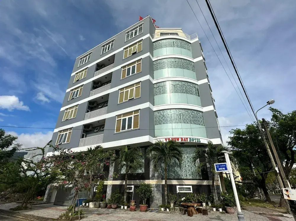 New Day Hotel