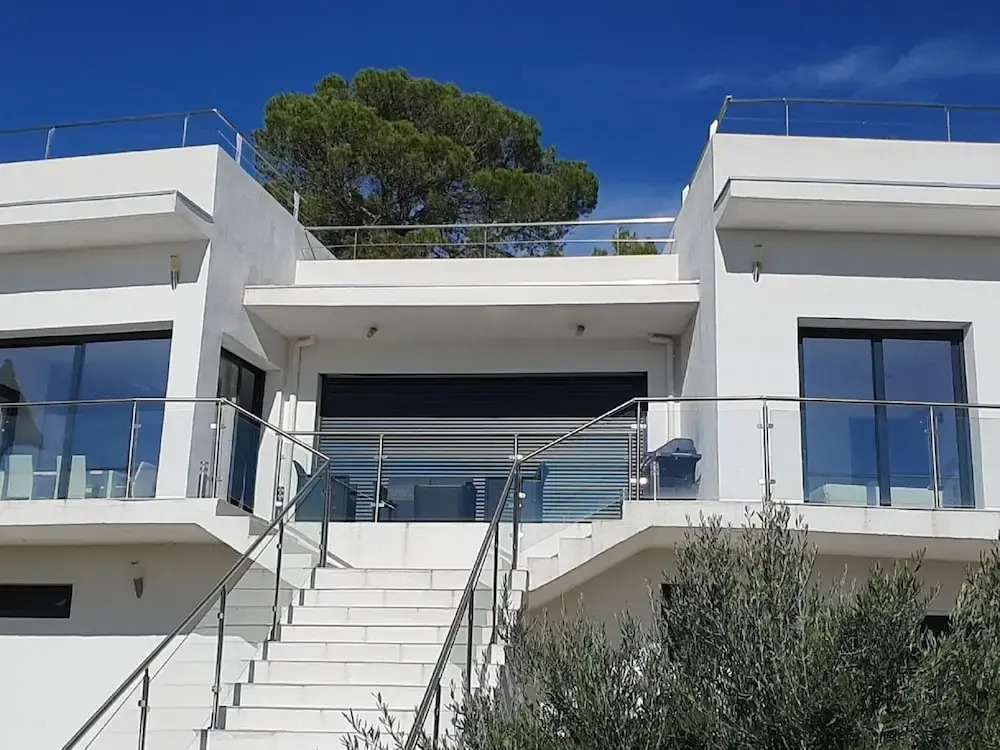 Villa in Lorgues with Private Pool
