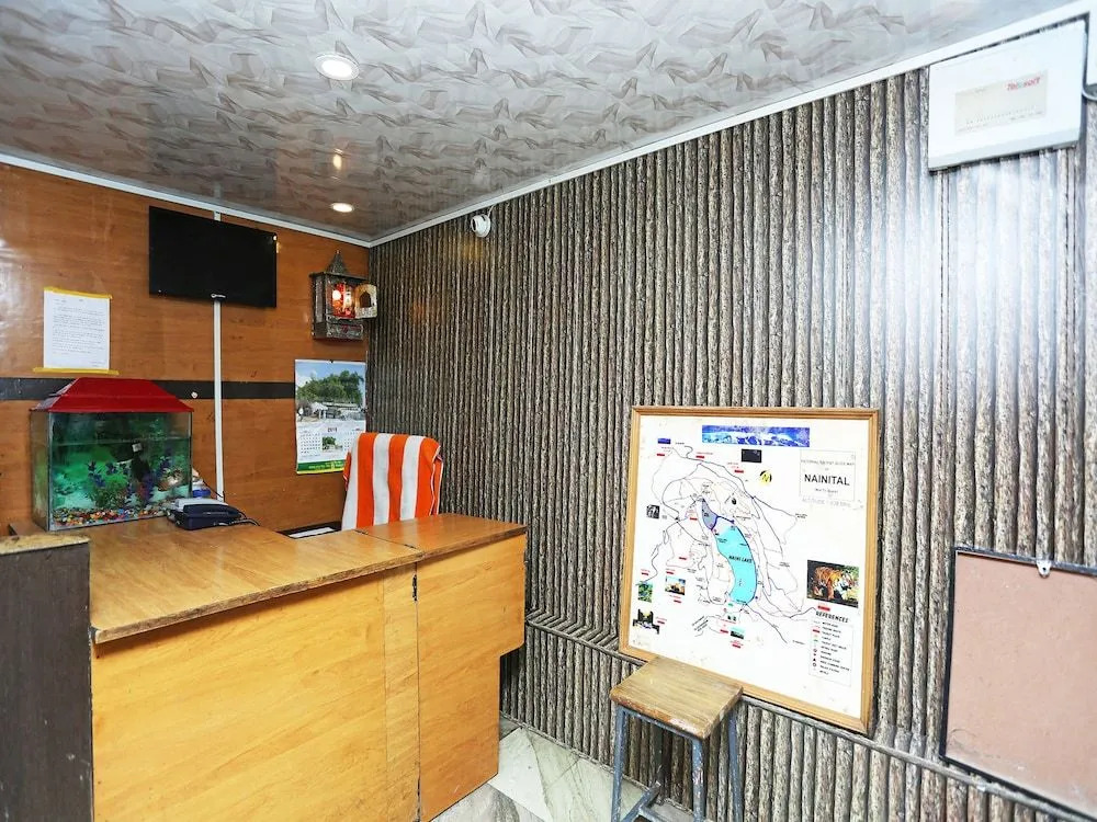 OYO 16561 Surya Holiday Home