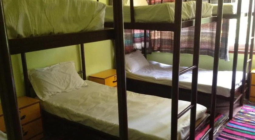 Alobar1000 Hostel