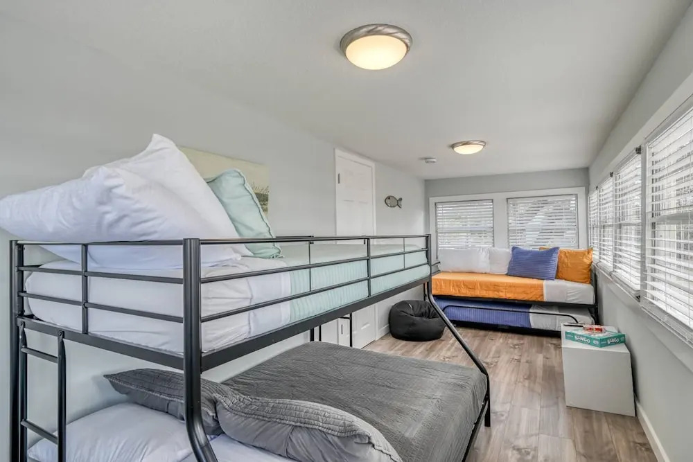 Anchors Away River House
