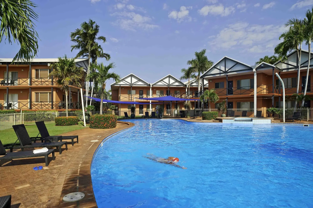 Moonlight Bay Suites