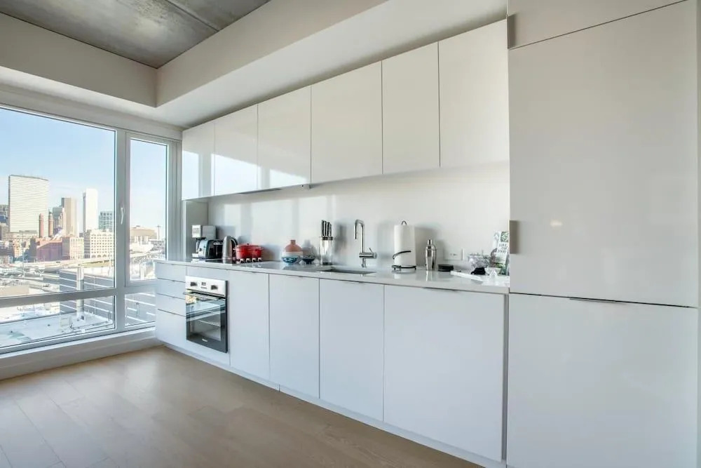 Luxurious Studio in the Seaport District