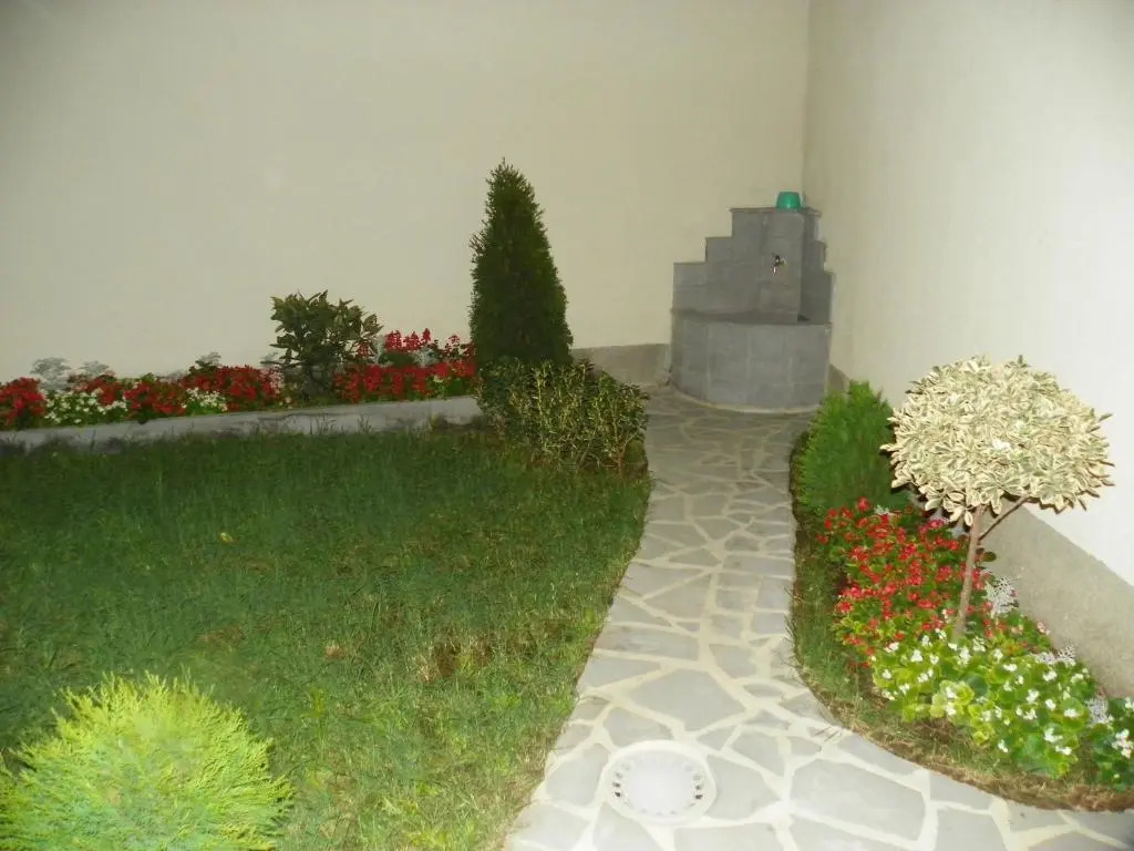 Kosta Zone