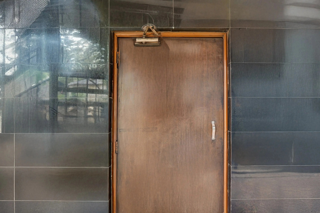 Hotel O Jamalpur Ahmedabad Formerly Hotel Peace