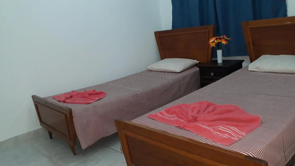 Casa 10 Completa Com Ar Cond Térrea Toda Sua Não Divide com Ninguem Exc Localização Centro Praia da Costa