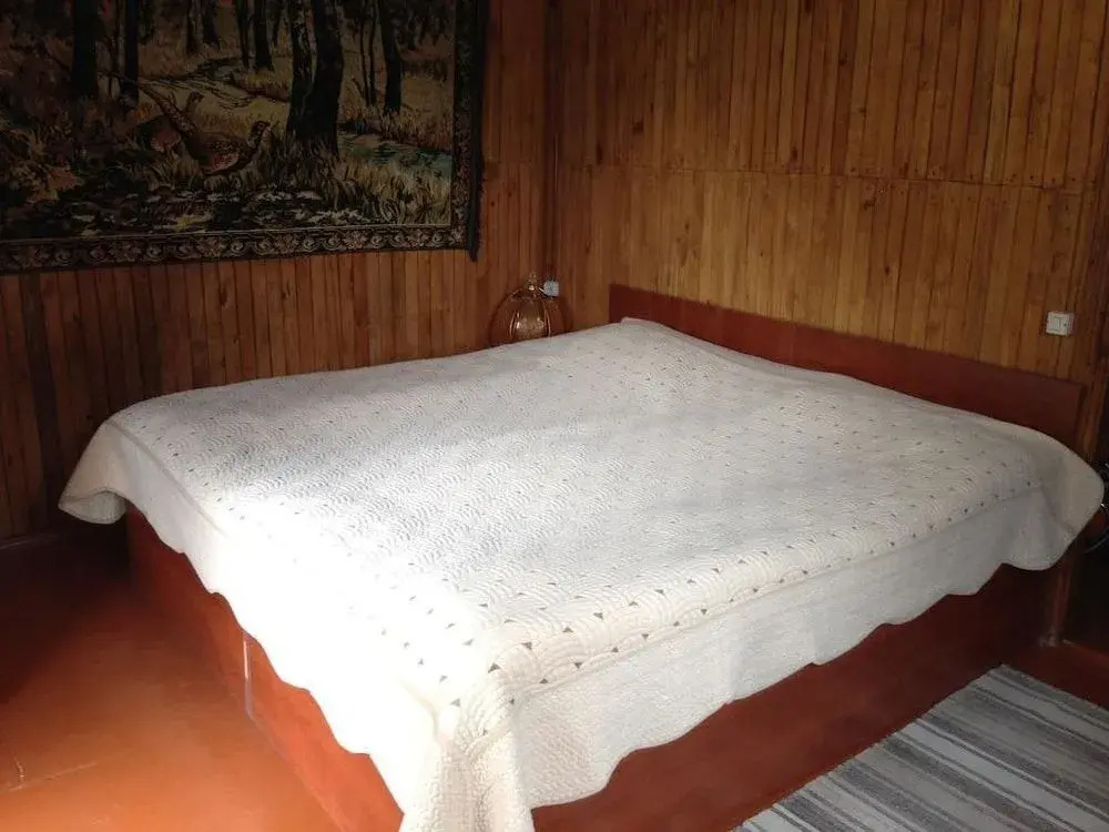 IRIS B&B in DEBED CANYON
