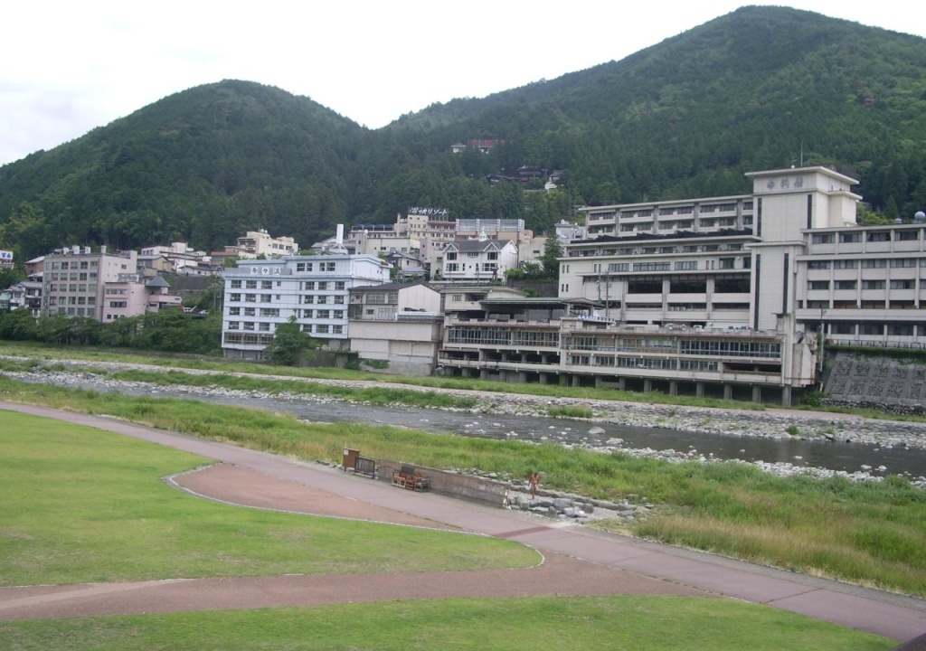 SAKURA River Side Stay Gero Onsen - Hostel