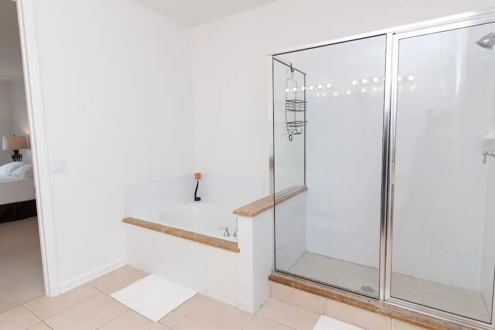 3 Bed 3 BA 5min Universal Spacious 1823ft