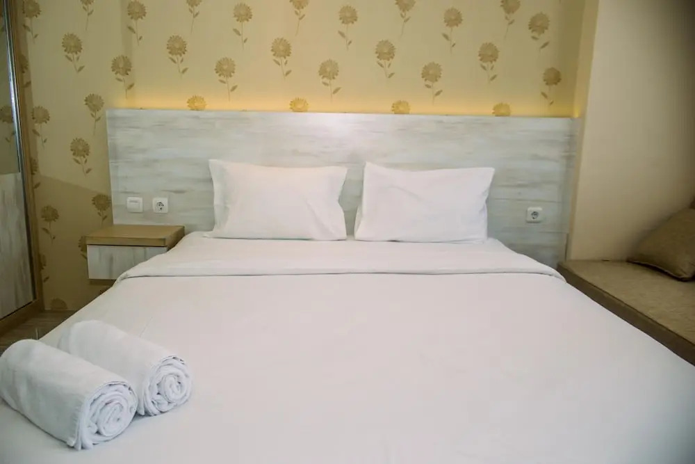 Simple And Cozy Studio Apartment At Urban Heights Residences