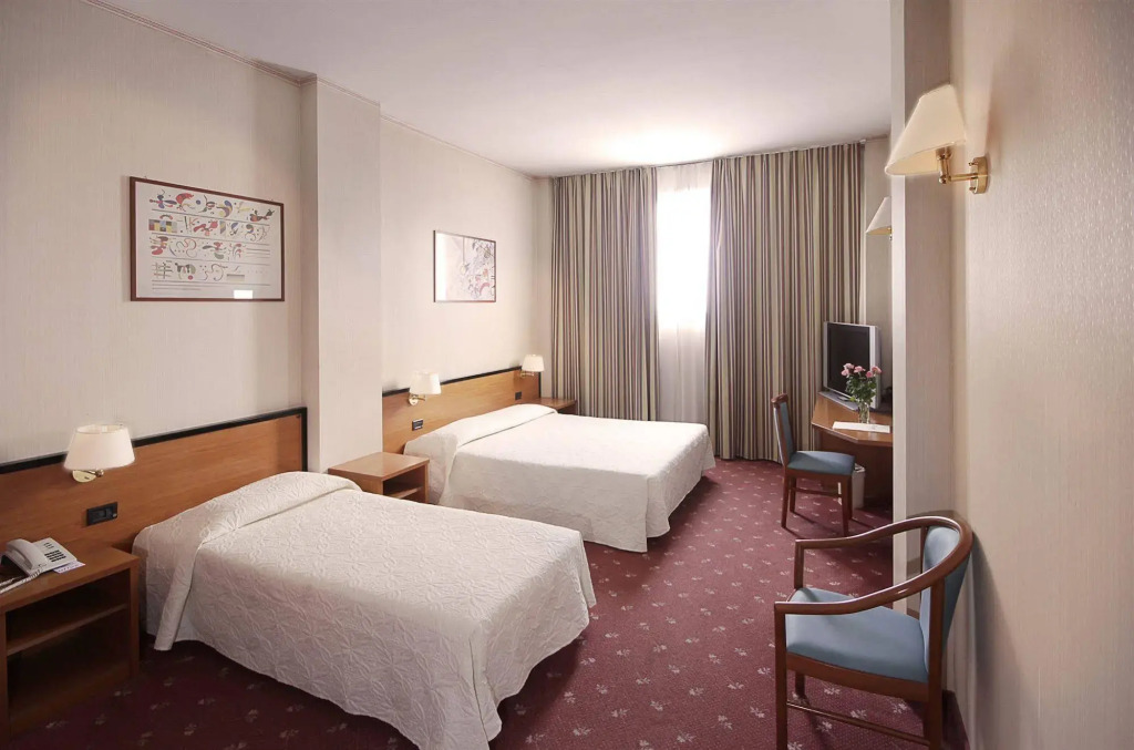 Hotel Executive Meeting & Events