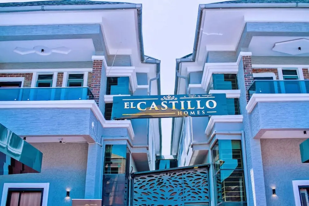 El Castillo Pretigious Hotel