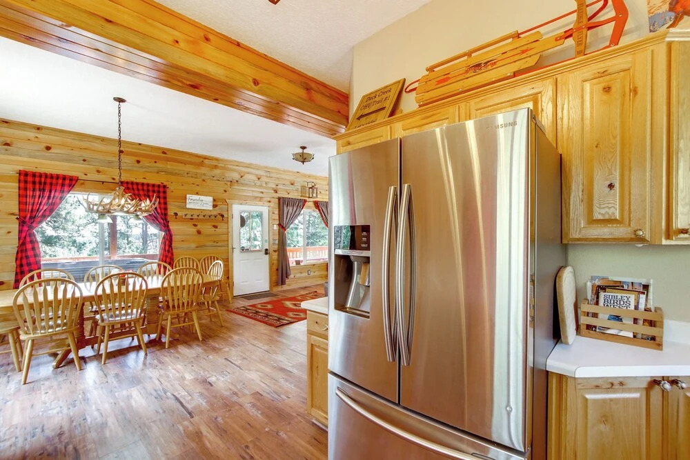 Duck Creek Village Cabin Near National Forest