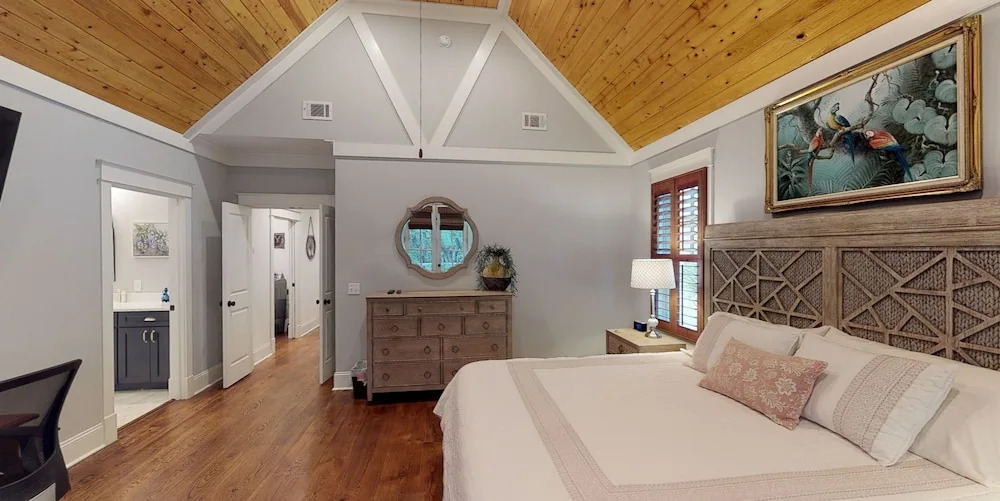 BRINEY BREEZE OCEAN OAKS home