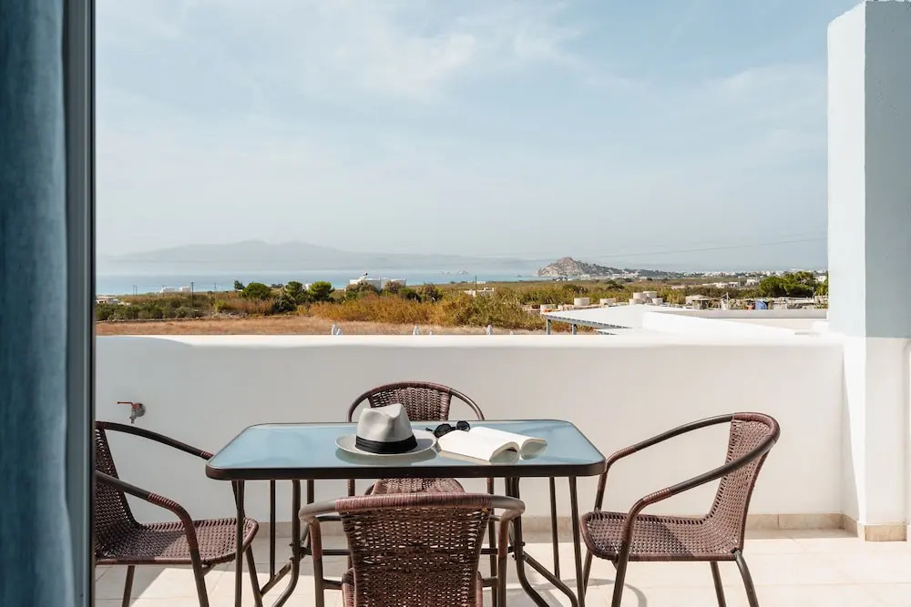 Evripus Suites