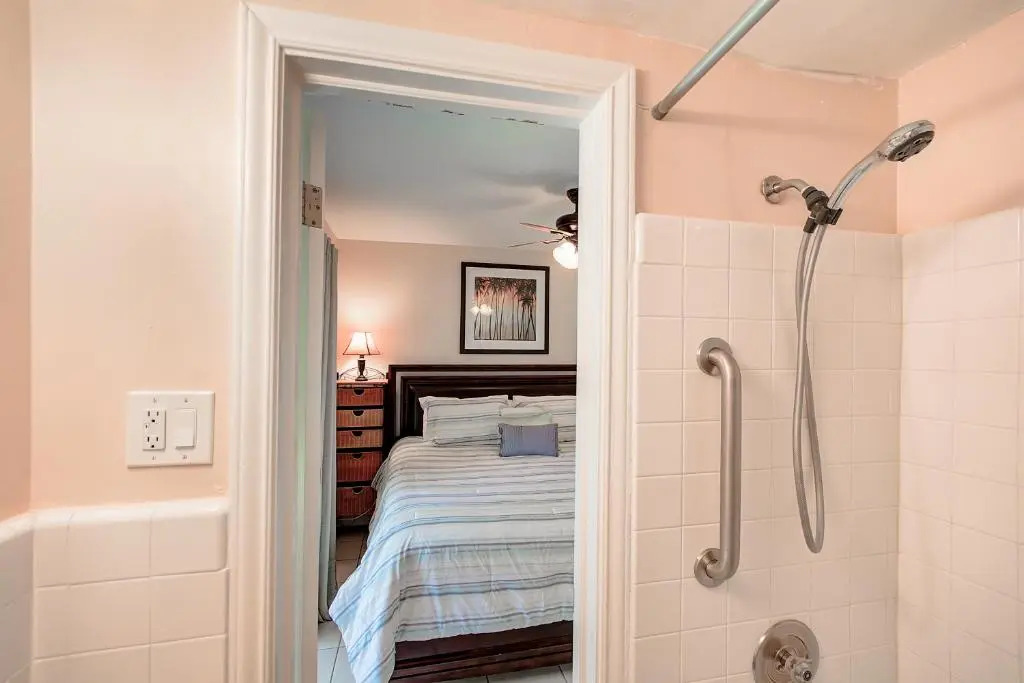 Five Palms Suite 109 - Daily - Weekly - Monthly