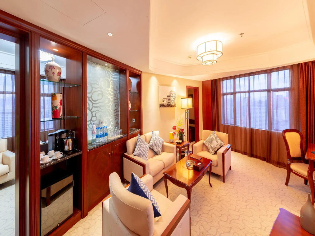 Horizon Hotel