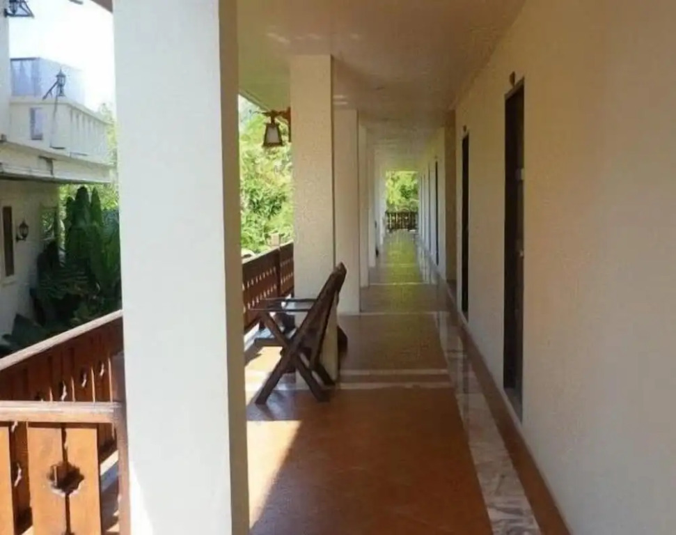 Baan Busaba Hotel
