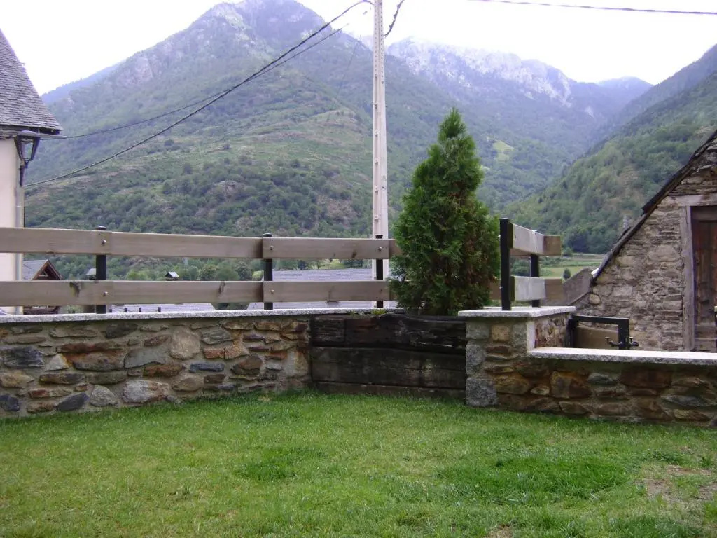 Gauach