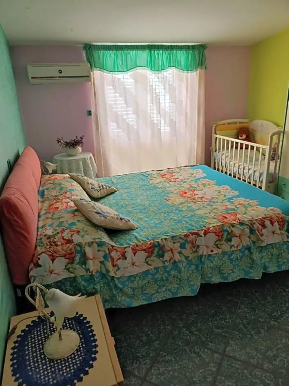 Bed fiorella