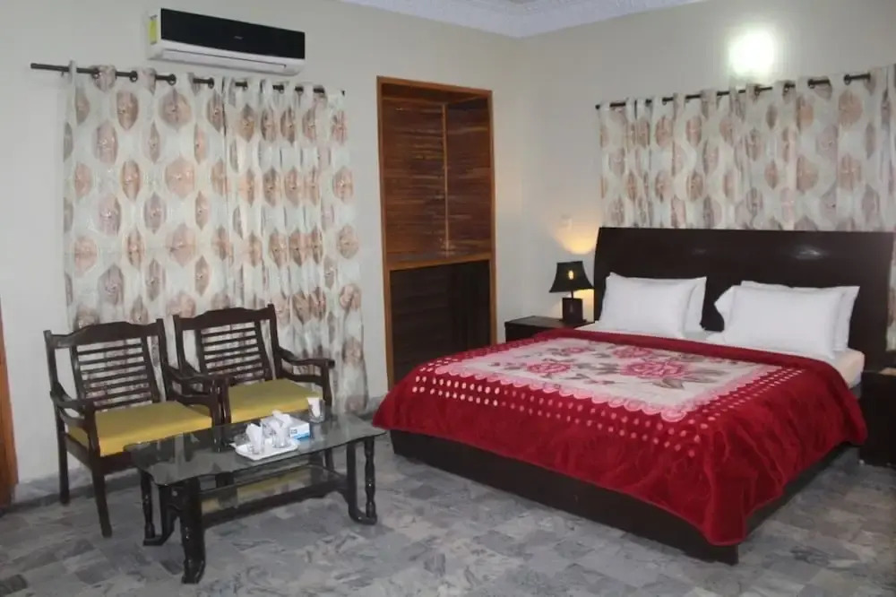 Eastern Lodge Guest House