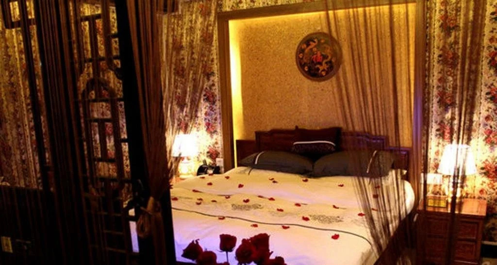 Ruoshuigu Boutique Inn