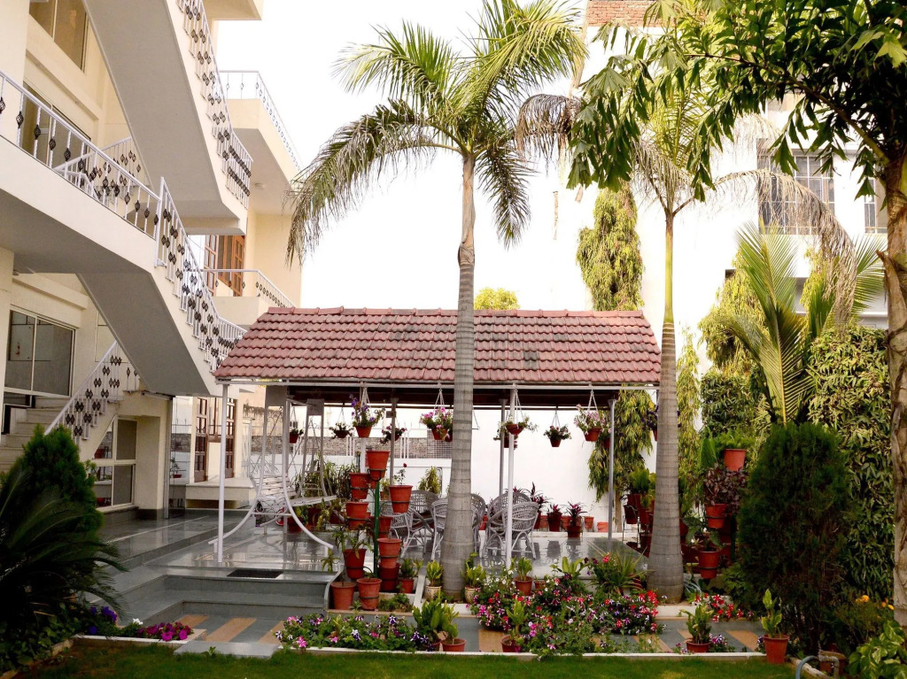 Hotel Sukhvilas